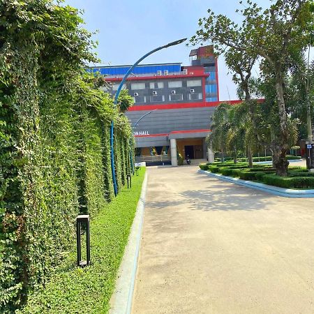 Cculb Resort & Convention Hall Gazipur Esterno foto