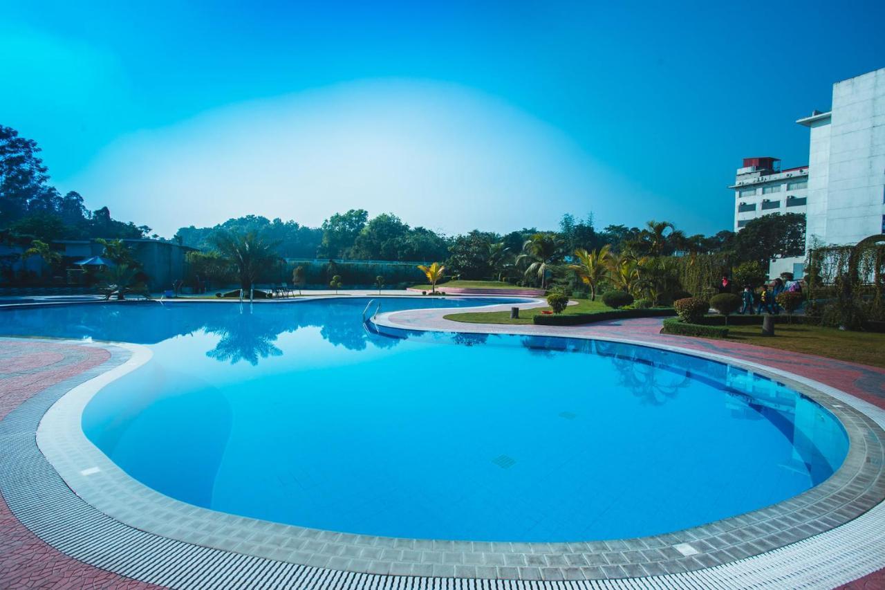 Cculb Resort & Convention Hall Gazipur Esterno foto
