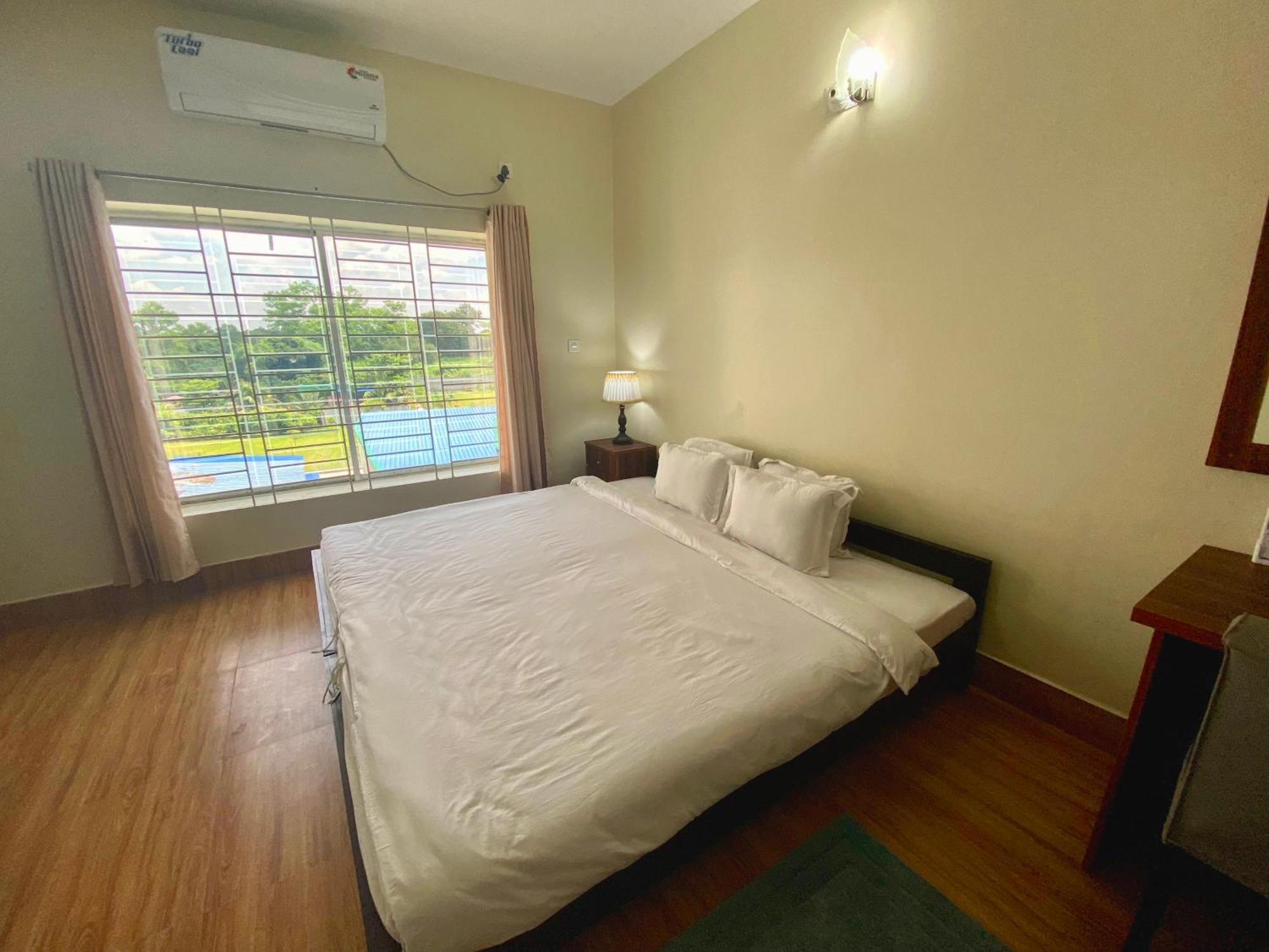 Cculb Resort & Convention Hall Gazipur Esterno foto
